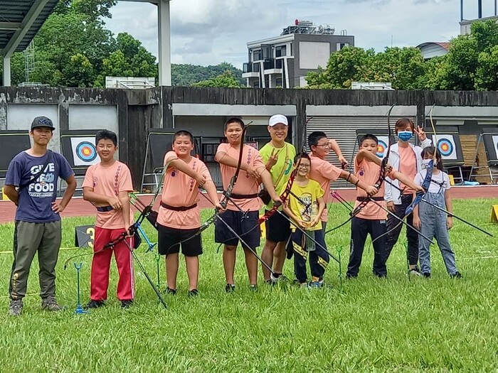 111全民盃-射箭合影-1
