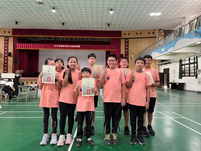 本校參賽選手合影