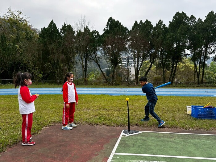 活動內容:中年級學生打擊練習。