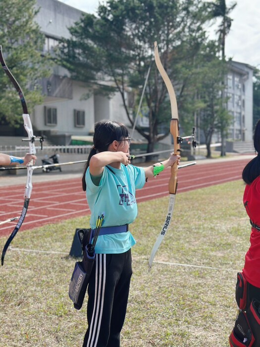 本校 陳O帆 射箭比賽花絮