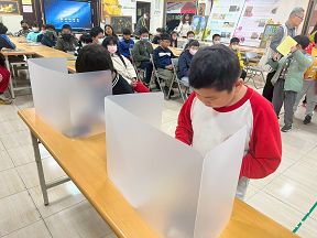 模範生及自治鄉長選舉